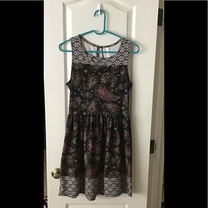 Sleeveless Summer dress size medium